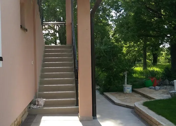 Apartament Eden In Peaceful Area Near Center