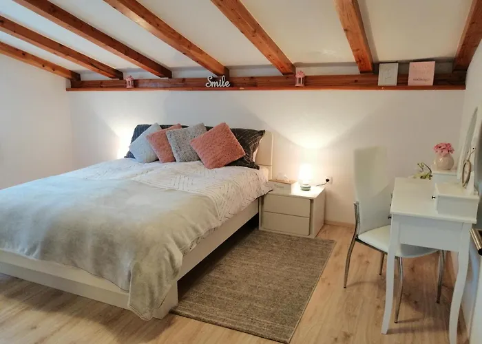 Eden In Peaceful Area Near Center Διαμέρισμα