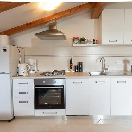 Apartament Eden In Peaceful Area Near Center