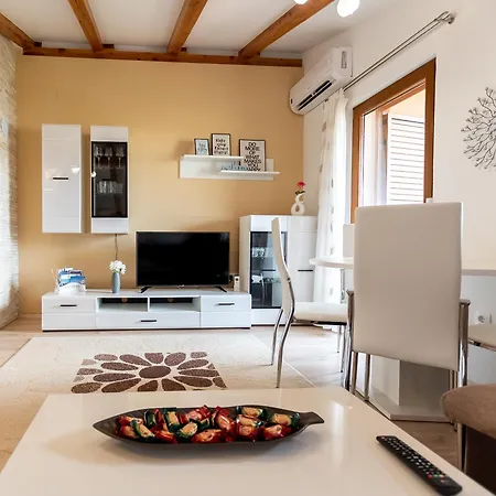 Apartmán Eden In Peaceful Area Near Center Poreč